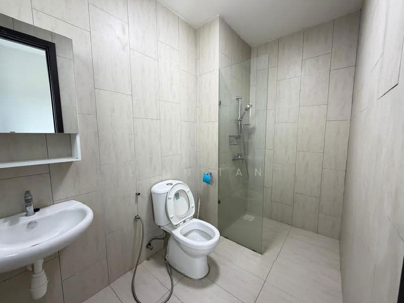 Apartment for Rent at Liberty Grove - Leon Tan - Bathroom - PropertyGuru.com.my