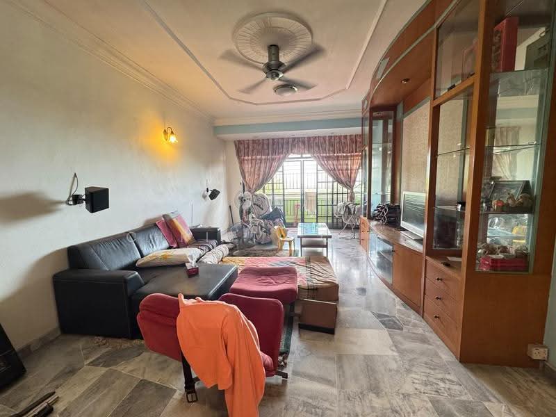 Apartment for Sale at Pangsapuri Excelsa - Christy Chan - Living Room - PropertyGuru.com.my