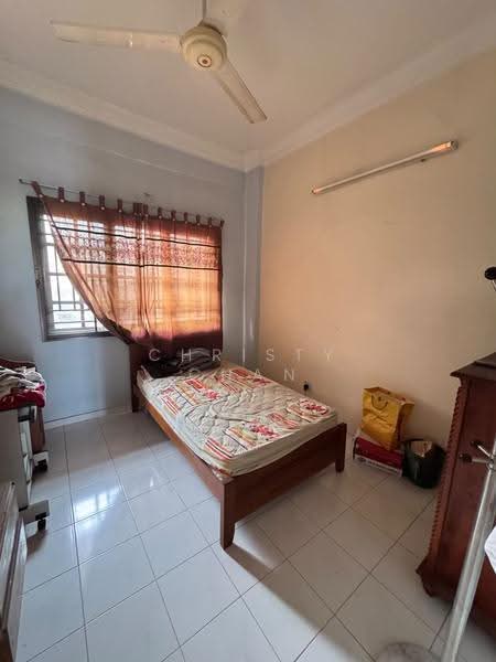 Apartment for Sale at Pangsapuri Excelsa - Christy Chan - Bedroom - PropertyGuru.com.my
