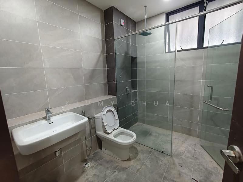 2-storey Terraced House for Sale in Bandar Seri Alam (Masai) - Kimmy Chua - Bathroom - PropertyGuru.com.my