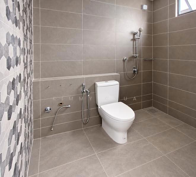 2-storey Terraced House for Sale in Bandar Seri Alam (Masai) - Kimmy Chua - Bathroom - PropertyGuru.com.my