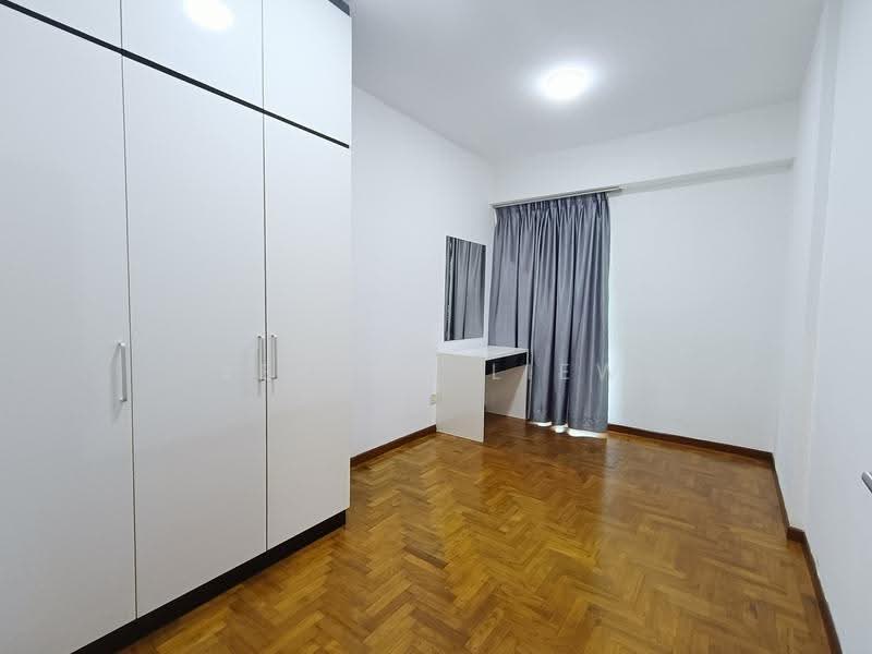 Apartment for Sale at Molek Pine 1 - Leanne Liew - Bedroom - PropertyGuru.com.my