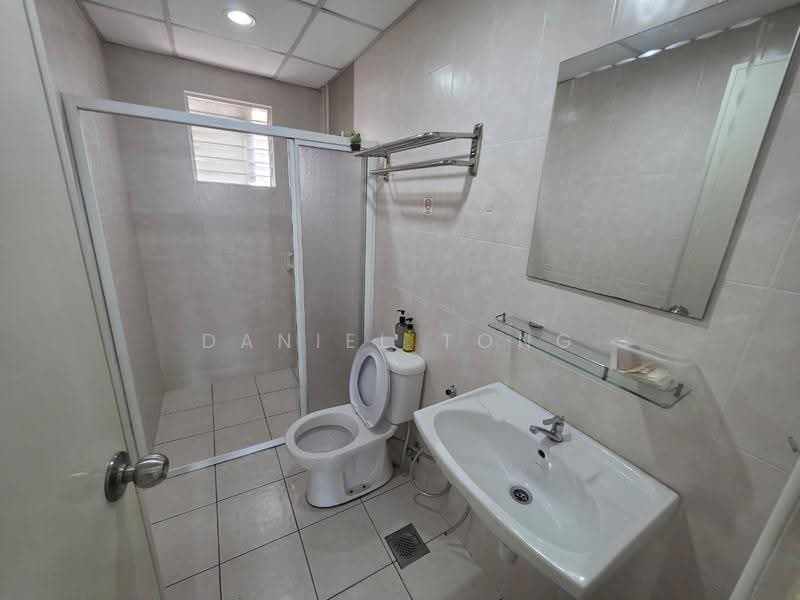 Pangsapuri untuk Disewa di Subang Avenue - Daniel Tong - Bathroom - PropertyGuru.com.my
