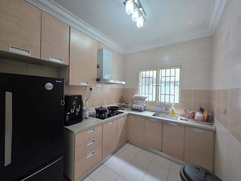 Pangsapuri untuk Disewa di Subang Avenue - Daniel Tong - Kitchen - PropertyGuru.com.my