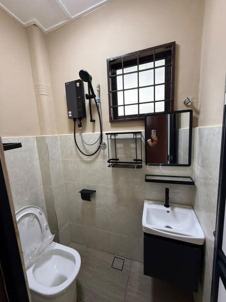 2-storey Terraced House for Rent in Puchong (Selangor) - Terry Yee - Bathroom - PropertyGuru.com.my
