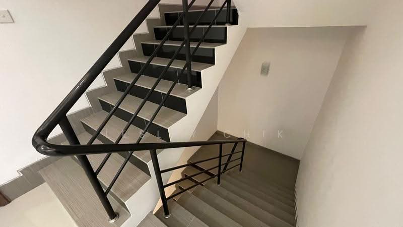 Semi-Detached House for Sale in Taman Bukit Suria II (Cheras) - Lesley Chik - Corridor - PropertyGuru.com.my