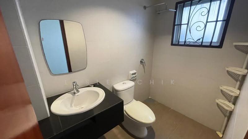 Semi-Detached House for Sale in Taman Bukit Suria II (Cheras) - Lesley Chik - Bathroom - PropertyGuru.com.my