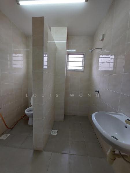Rumah Teres 2-Tingkat untuk Disewa di Bandar Damai Perdana (Cheras) - Louis Wong - Bathroom - PropertyGuru.com.my
