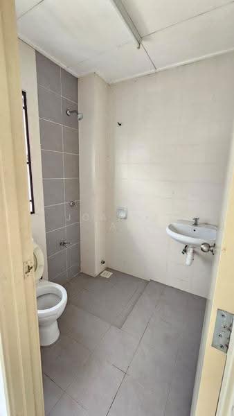 Rumah Teres 2-Tingkat untuk Dijual di Bandar Parklands (Klang) - Joanna Tan - Bathroom - PropertyGuru.com.my