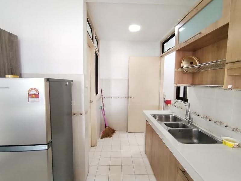 Kondominium untuk Disewa di Casa Indah 1 - Owen Loke - Kitchen - PropertyGuru.com.my