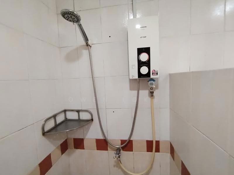 Kondominium untuk Disewa di Casa Indah 1 - Owen Loke - Bathroom - PropertyGuru.com.my