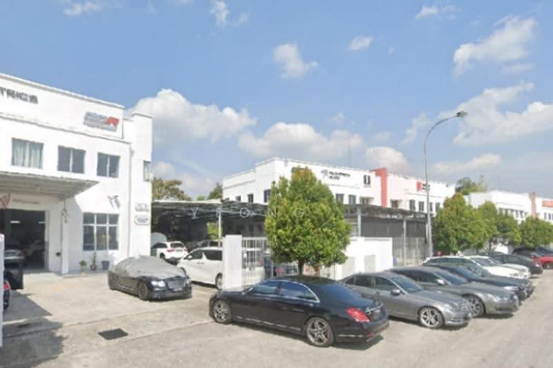Kilang untuk Disewa di Taman Perindustrian Kinrara (Bandar Kinrara) - Yeong . - Exterior - PropertyGuru.com.my