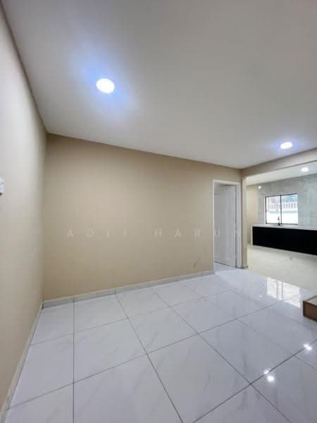 2-storey Terraced House for Sale in Bandar Baru Permas Jaya (Permas Jaya) - Adli Harun - Interior - PropertyGuru.com.my