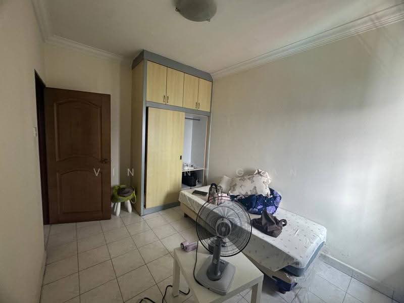 Apartment for Rent at Bistari Impian Apartment - Vincent Gian - Bedroom - PropertyGuru.com.my