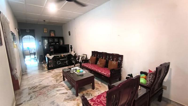 1-storey Terraced House for Sale in Pandan Jaya (Ampang) - Olivia Ng - Living Room - PropertyGuru.com.my