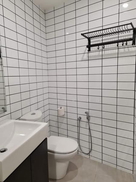 Service Residence for Sale at Flexus Signature - Esther Ng - Bathroom - PropertyGuru.com.my