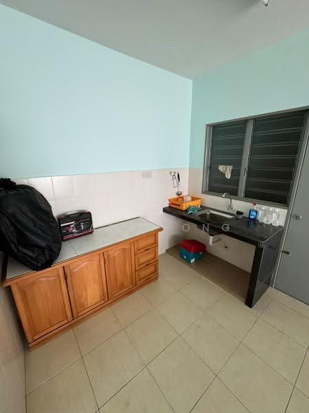 Kondominium untuk Dijual di Platinum Lake PV 12 - Aaron Ong - Kitchen - PropertyGuru.com.my