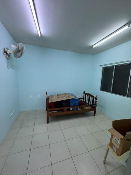 Kondominium untuk Dijual di Platinum Lake PV 12 - Aaron Ong - Bedroom - PropertyGuru.com.my
