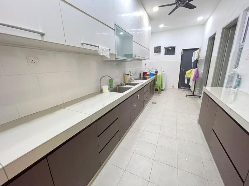 2-storey Terraced House for Sale in Horizon Hills (Iskandar Puteri (Nusajaya)) - Jeff Yap - Kitchen - PropertyGuru.com.my