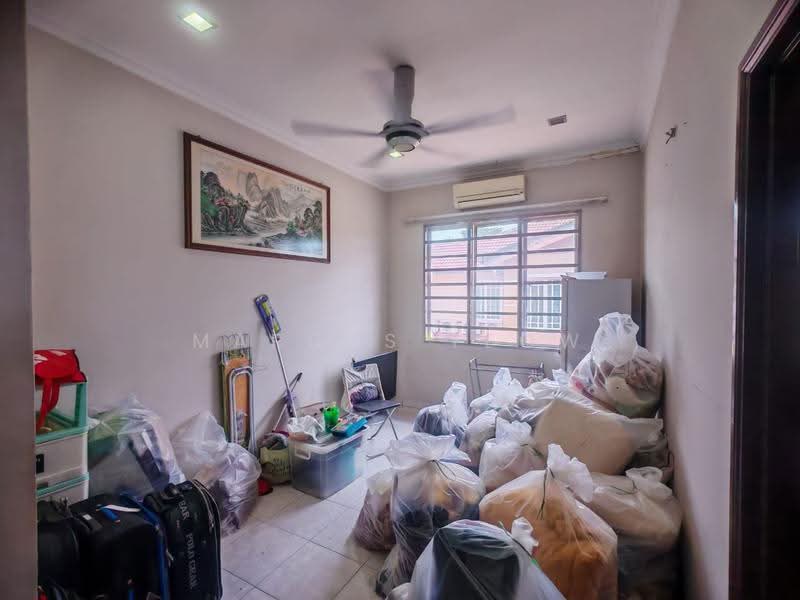 Rumah Berkembar untuk Disewa di Taman Bukit Serdang (Seri Kembangan) - Marcus Yeow - PropertyGuru.com.my