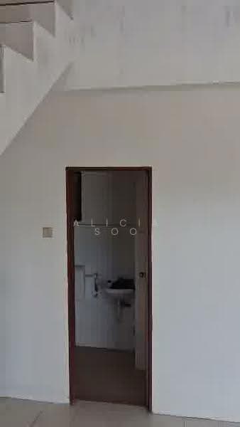Apartment for Sale at Danau Sutera - Alicia Soo - Bathroom - PropertyGuru.com.my