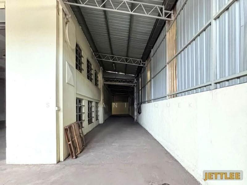 Factory for Rent in Pandamaran (Klang) - Stephanie Quek - Corridor - PropertyGuru.com.my
