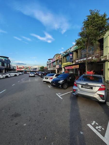 Kedai / Pejabat untuk Dijual di Taman Gaya (Ulu Tiram) - Cendy Chau - PropertyGuru.com.my