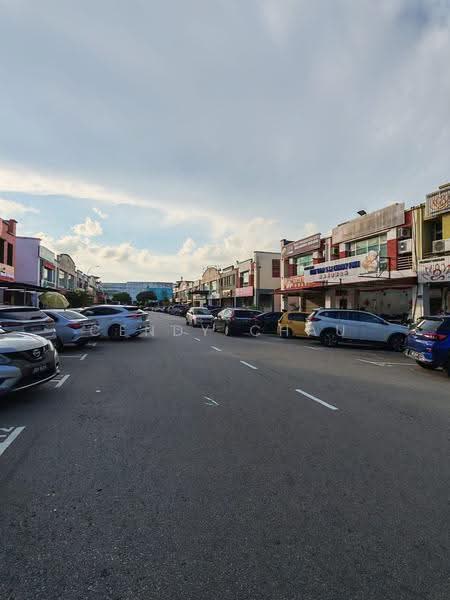 Kedai / Pejabat untuk Dijual di Taman Gaya (Ulu Tiram) - Cendy Chau - PropertyGuru.com.my