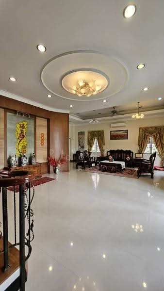 Bungalow House for Sale in Saujana Impian (Kajang) - Dlynie Ooi - Living Room - PropertyGuru.com.my