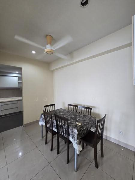 Kondominium untuk Dijual di 633 Residency - John Lam - Dining Room - PropertyGuru.com.my