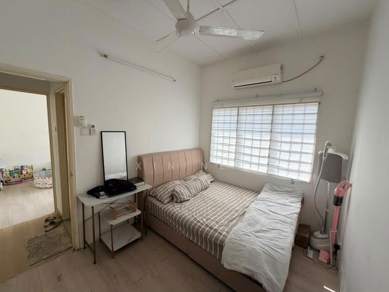 Pangsapuri untuk Dijual di Taman Medan Pejasa - Xin Nee - Bedroom - PropertyGuru.com.my