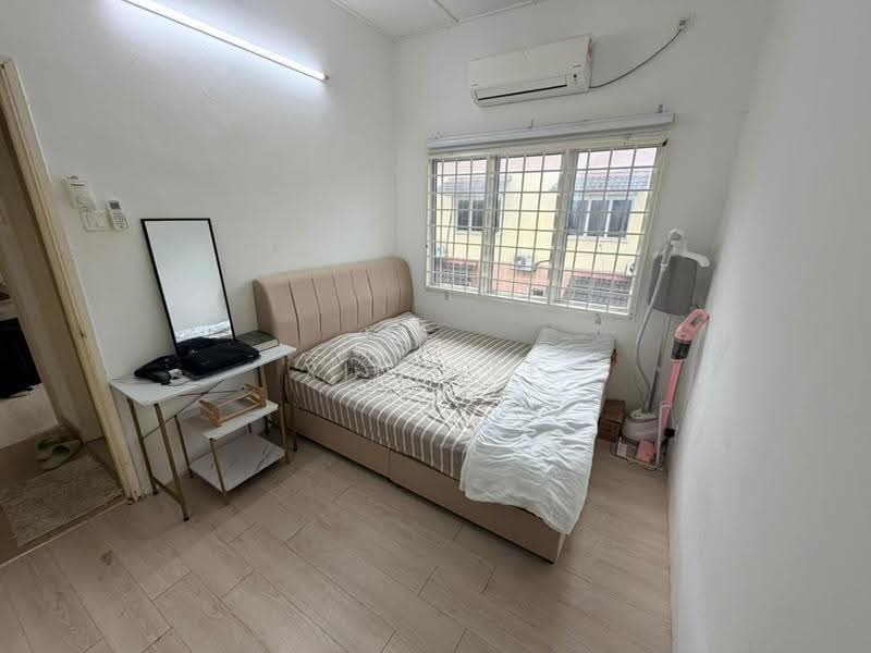 Pangsapuri untuk Dijual di Taman Medan Pejasa - Xin Nee - Bedroom - PropertyGuru.com.my