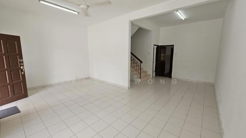 Terraced House for Sale in Bandar Puteri Klang (Klang) - Tabris Wong - Living Room - PropertyGuru.com.my