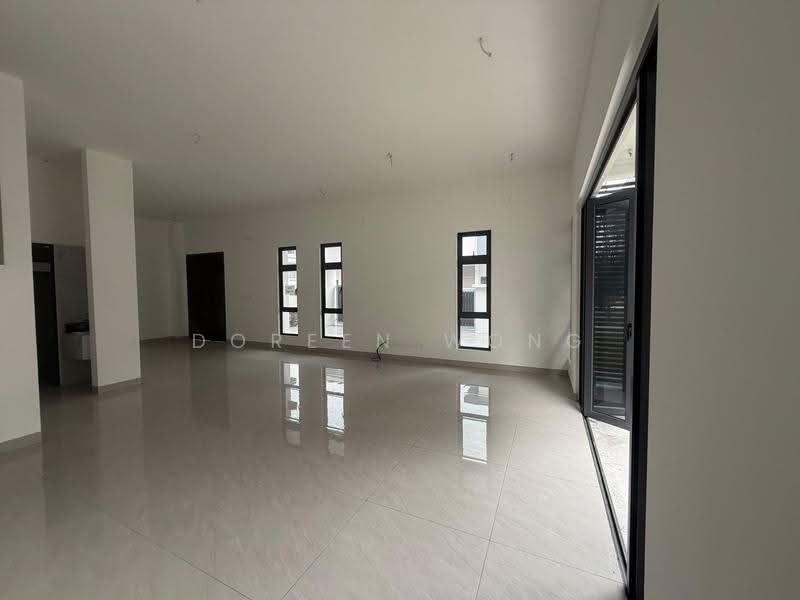 Semi-Detached House for Sale in Bandar Baru Uda (Tampoi) - Doreen Wong - Living Room - PropertyGuru.com.my