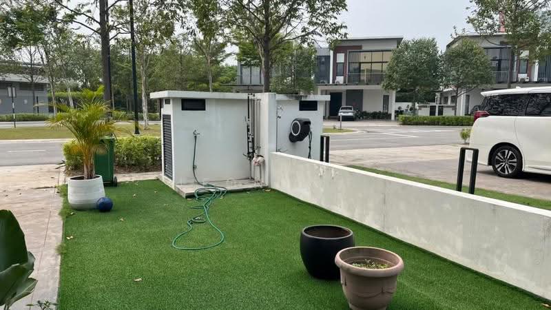 Semi-Detached House for Rent in Kota Kemuning (Shah Alam) - Leon Lee - Exterior - PropertyGuru.com.my