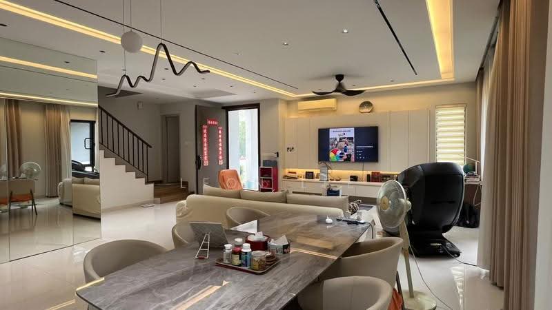 Semi-Detached House for Rent in Kota Kemuning (Shah Alam) - Leon Lee - Living Room - PropertyGuru.com.my