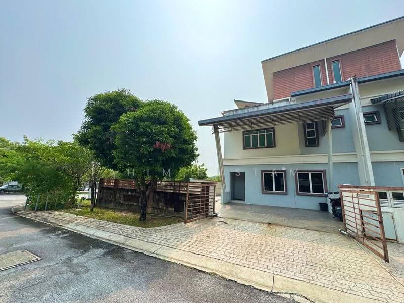 Semi-Detached House for Rent in Shah Alam (Selangor) - Fahim Rustam - PropertyGuru.com.my