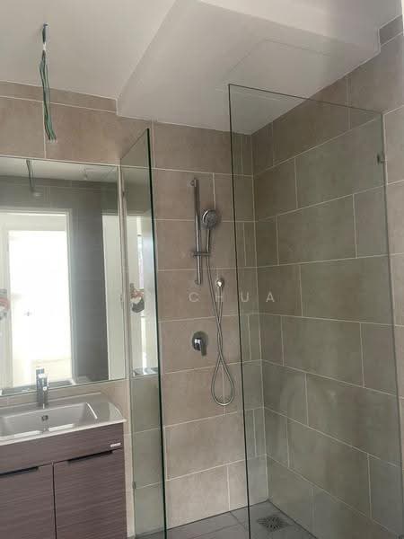 Kediaman Servis untuk Dijual di Residensi Estetik 8 (Est8) - JC Chua - Bathroom - PropertyGuru.com.my