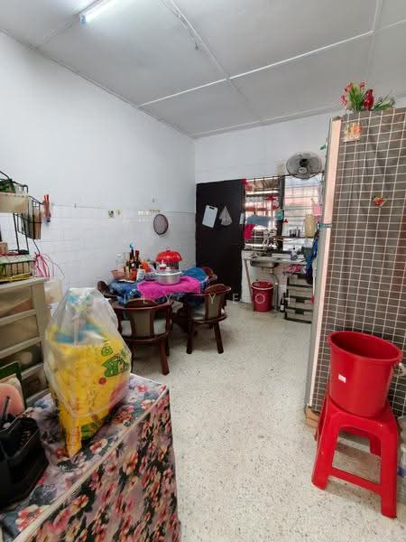 Rumah Teres 1-Tingkat untuk Dijual di Klang (Selangor) - LILY YEOH - Dining Room - PropertyGuru.com.my