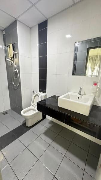 Condominium for Rent at The Wharf Residence - Lawrence Ooi - Bathroom - PropertyGuru.com.my