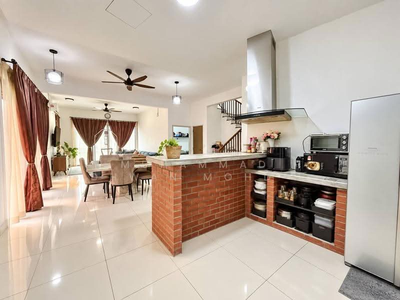 Rumah Berkembar untuk Dijual di Semenyih (Selangor) - Muhammad Ridhwan Mohd Huzairi - Living Room - PropertyGuru.com.my