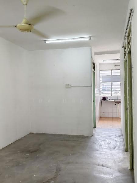 Rumah Flat untuk Dijual di Desa Mentari PJS 2 - Ida Harun - Kitchen - PropertyGuru.com.my