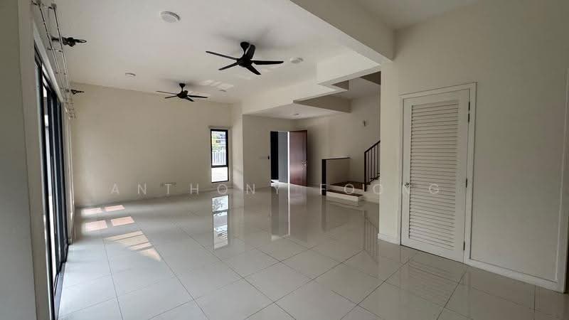 Semi-Detached House for Sale in Sungai Buloh (Selangor) - Anthony Foong - Living Room - PropertyGuru.com.my