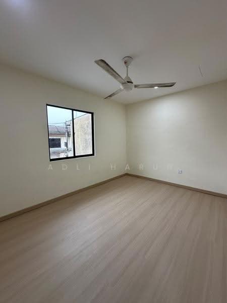 2-storey Terraced House for Sale in Taman Desa Jaya (Johor Bahru) - Adli Harun - Interior - PropertyGuru.com.my
