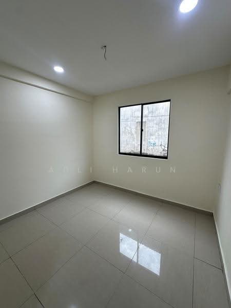 2-storey Terraced House for Sale in Taman Desa Jaya (Johor Bahru) - Adli Harun - Interior - PropertyGuru.com.my