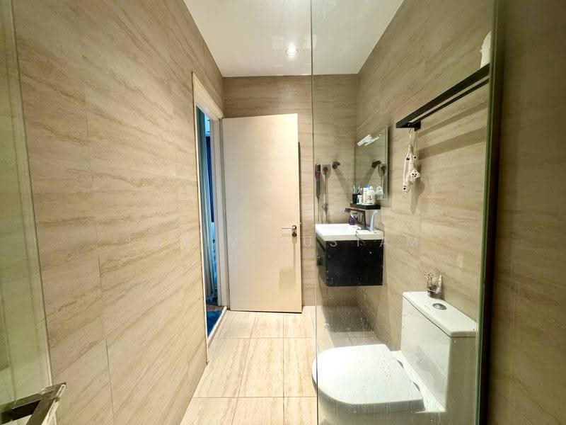 Kediaman Servis untuk Dijual di I Residence - Fahim Rustam - Bathroom - PropertyGuru.com.my