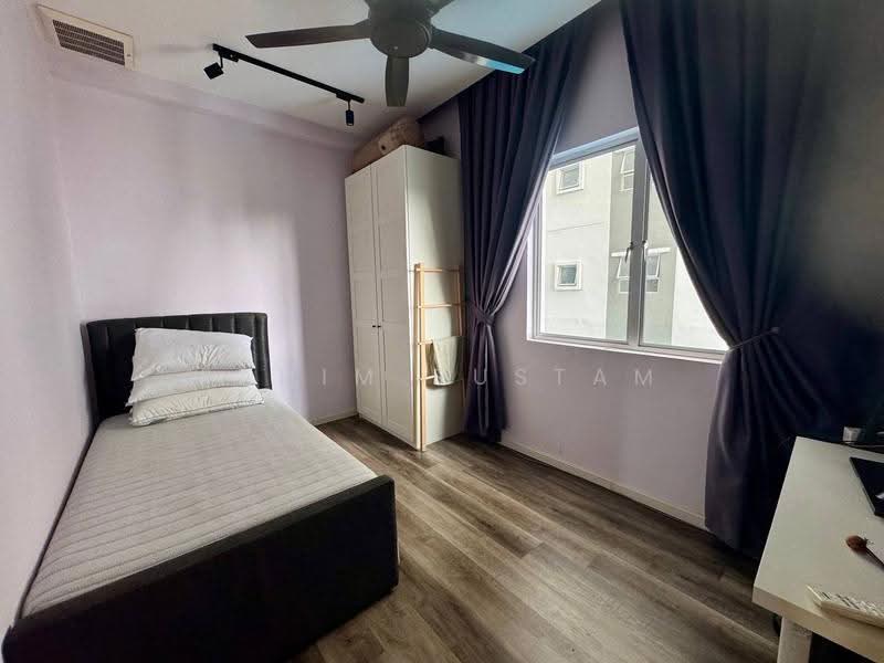 Kediaman Servis untuk Dijual di I Residence - Fahim Rustam - Bedroom - PropertyGuru.com.my