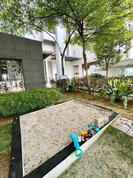 Kediaman Servis untuk Dijual di I Residence - Fahim Rustam - Garden - PropertyGuru.com.my