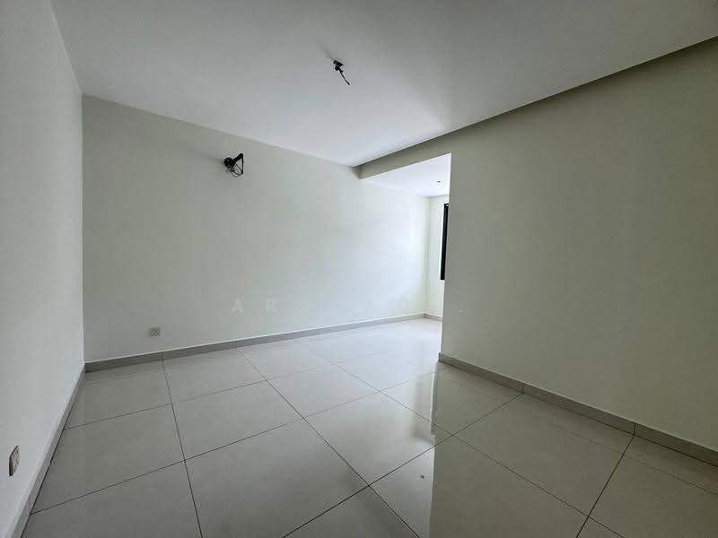 Rumah Berkembar untuk Dijual di Setia Tropika (Johor Bahru) - Arshad . - Interior - PropertyGuru.com.my