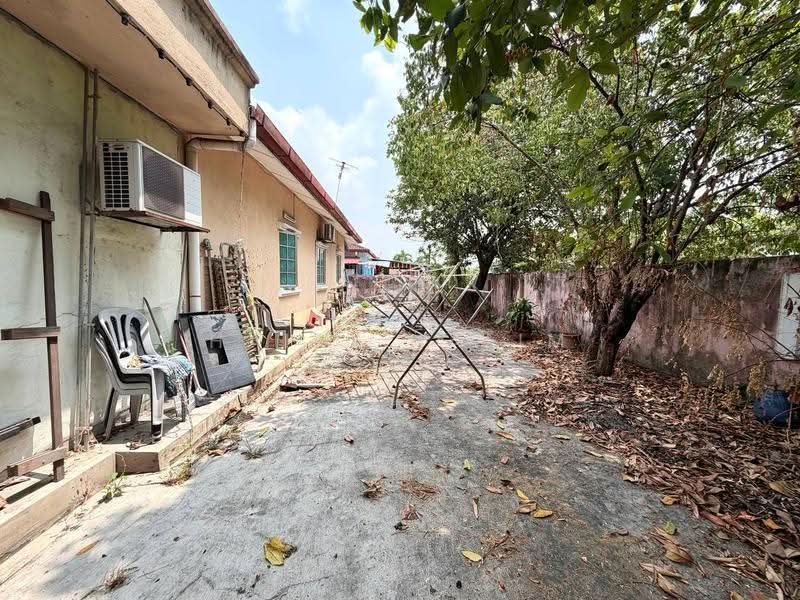 1-storey Terraced House for Sale in Seksyen 32, Bukit Naga (Shah Alam) - Hairi Halim - PropertyGuru.com.my
